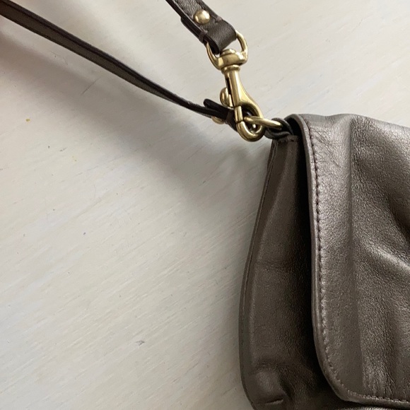 Coach clutch - Picture 2 of 5